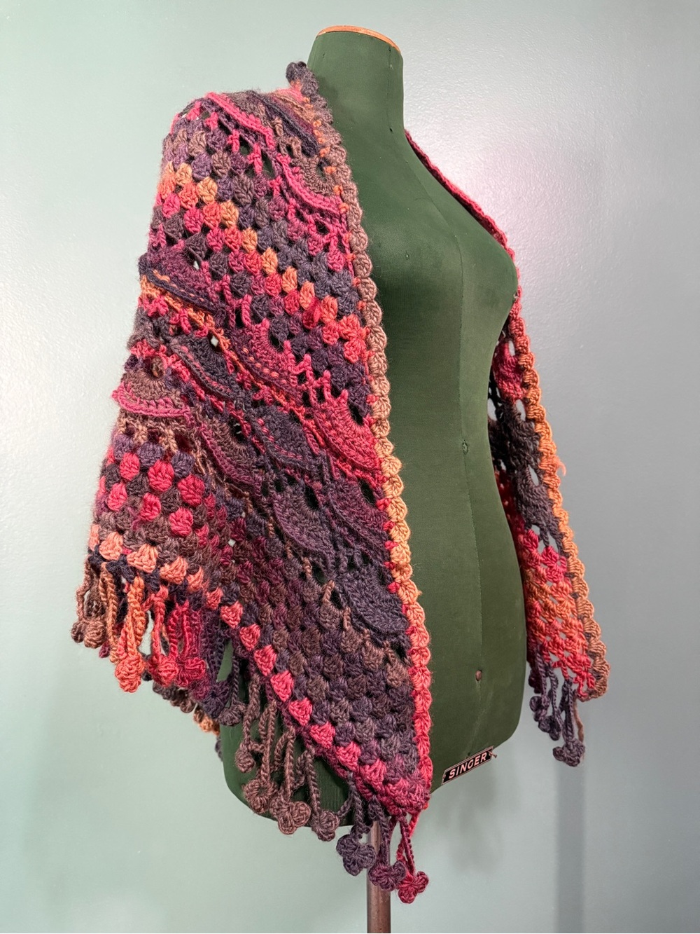 Handmade crochet shawl in earthy tones - Picture 2 of 4